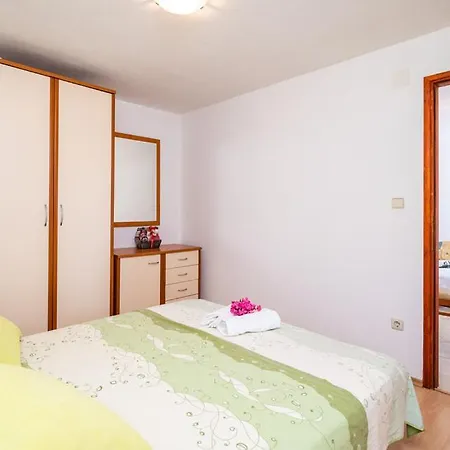 Harmony - With Free Parking Apartment