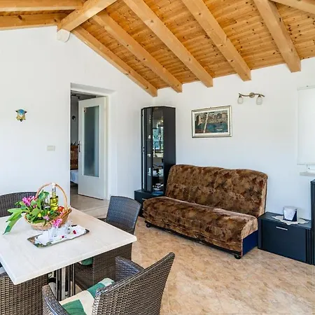 Harmony - With Free Parking * Doli