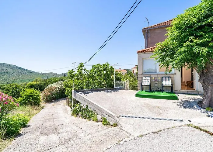 Harmony - With Free Parking